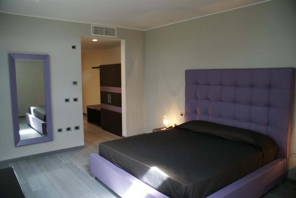Blue Hotel Suzzara Ngoại thất bức ảnh
