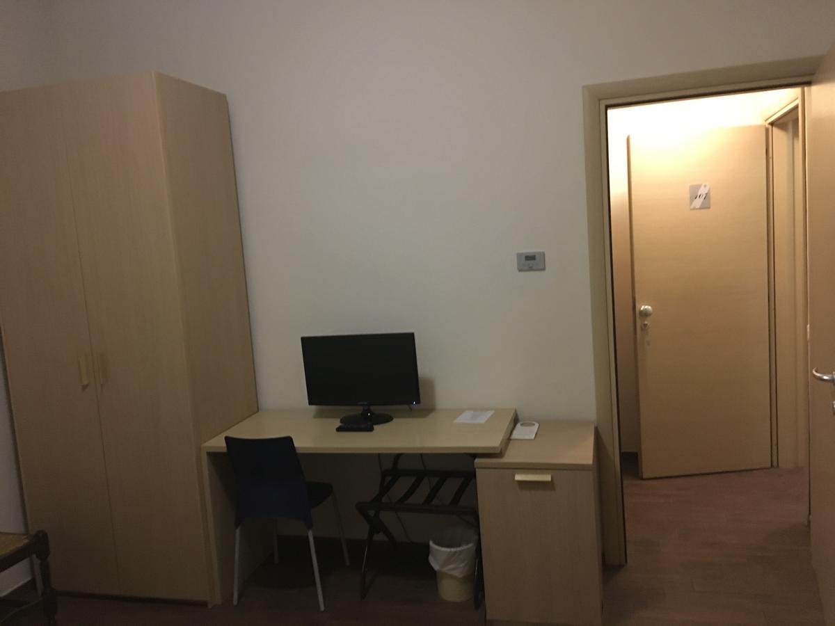 Blue Hotel Suzzara Ngoại thất bức ảnh