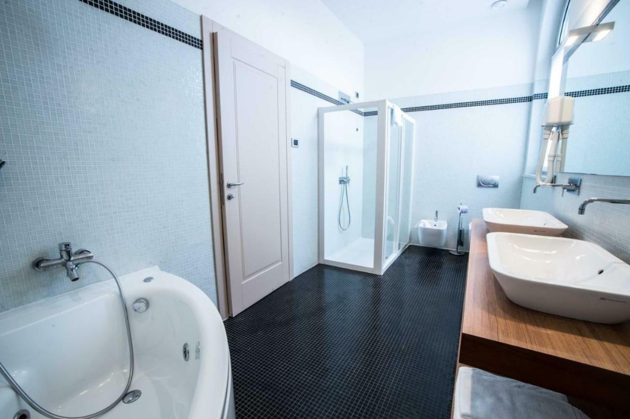 Blue Hotel Suzzara Ngoại thất bức ảnh