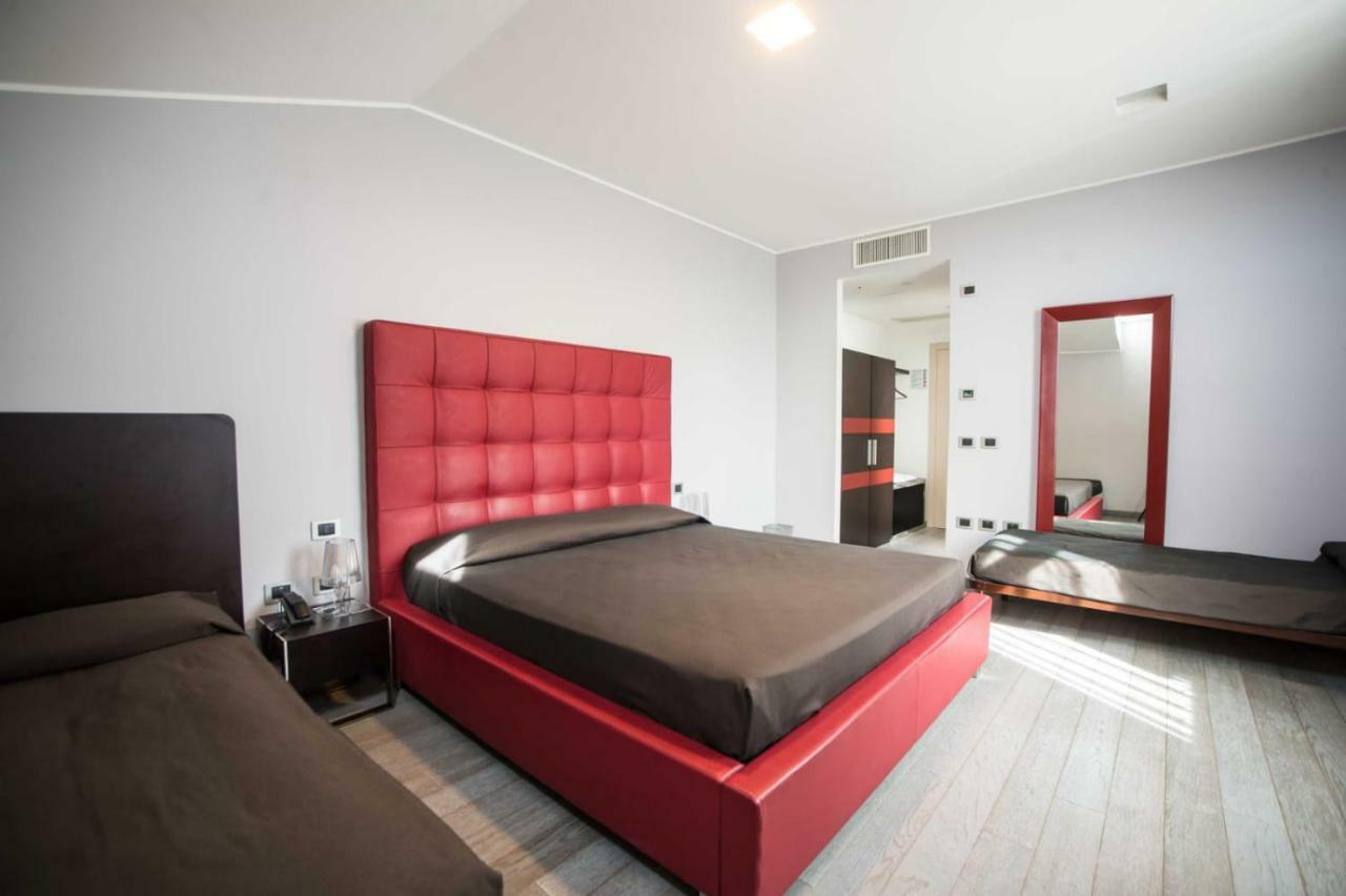 Blue Hotel Suzzara Ngoại thất bức ảnh